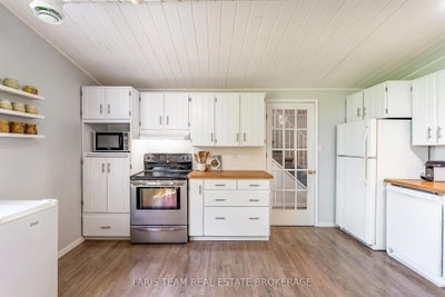 224 Lakeshore Road W • Oro-Medonte, ON photo 7