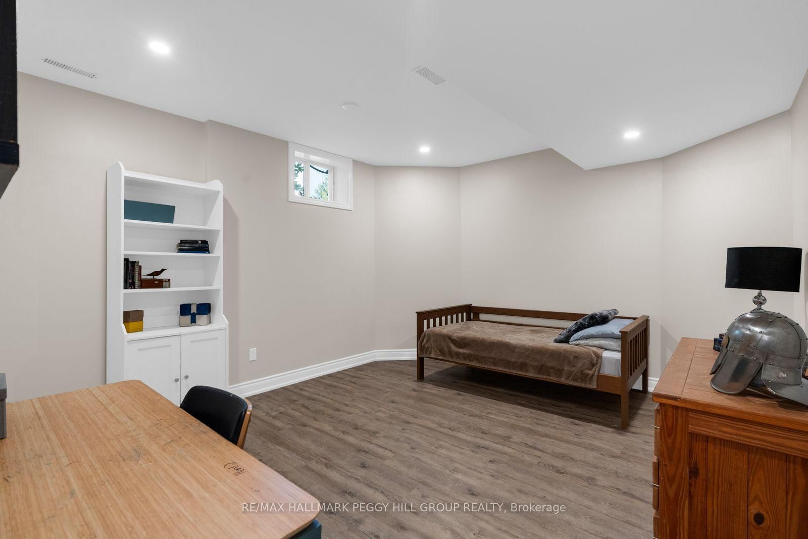 29 Priest Avenue • Springwater, ON photo 19