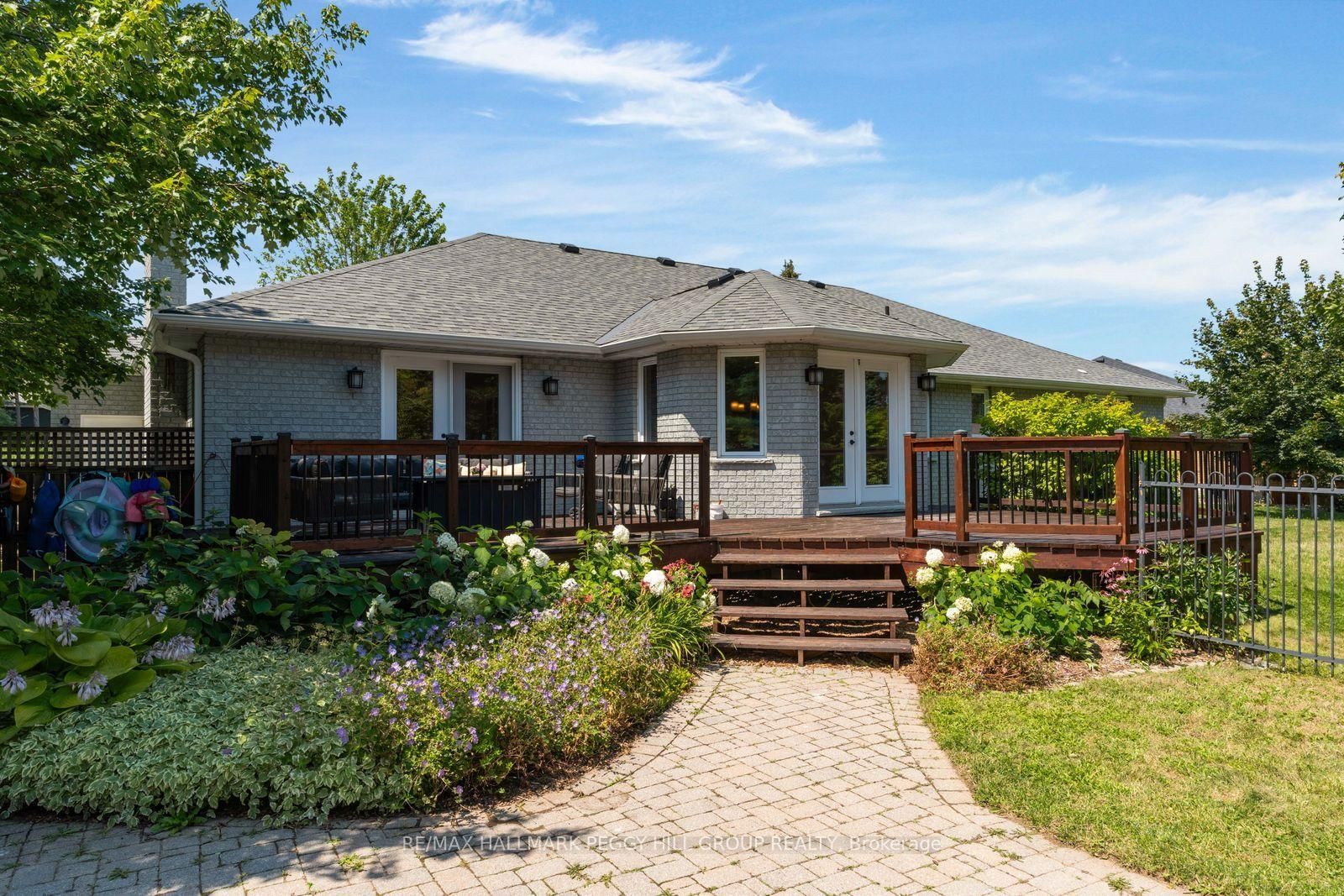 29 Priest Avenue • Springwater, ON photo 22