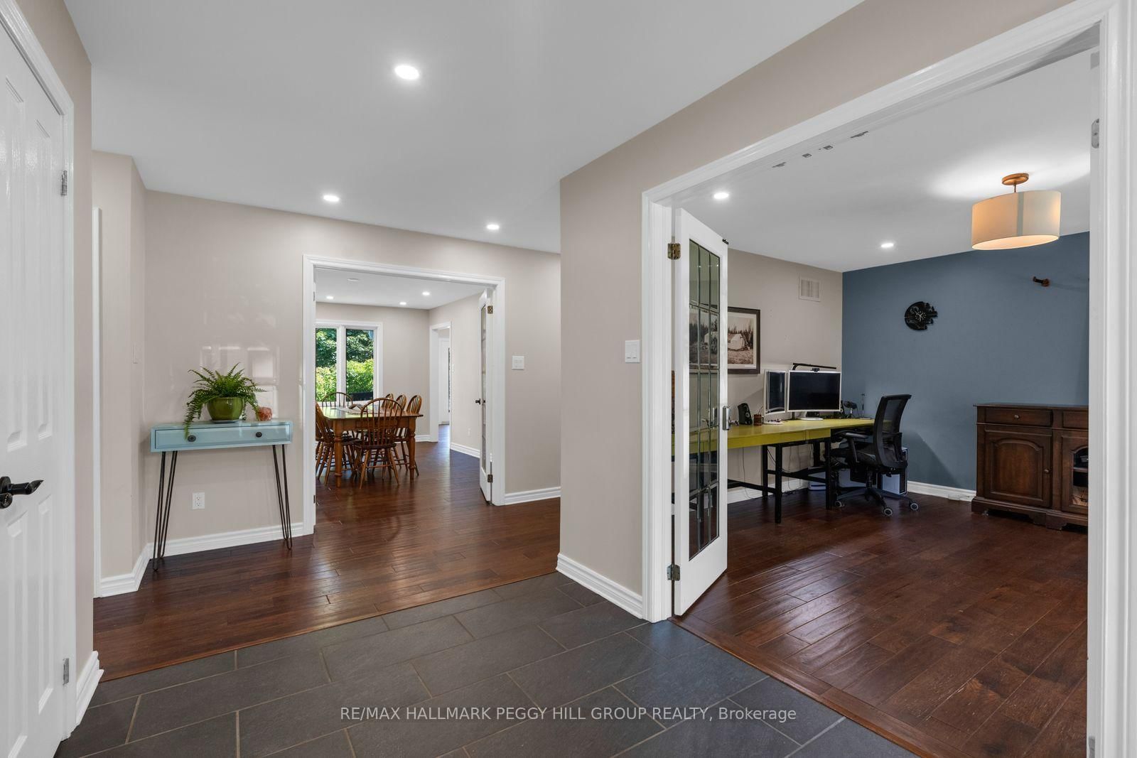 29 Priest Avenue • Springwater, ON photo 3