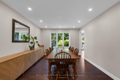 29 Priest Avenue • Springwater, ON photo 5