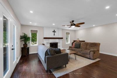 29 Priest Avenue • Springwater, ON photo 7