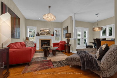 99 Cumming Drive • Barrie, ON photo 2