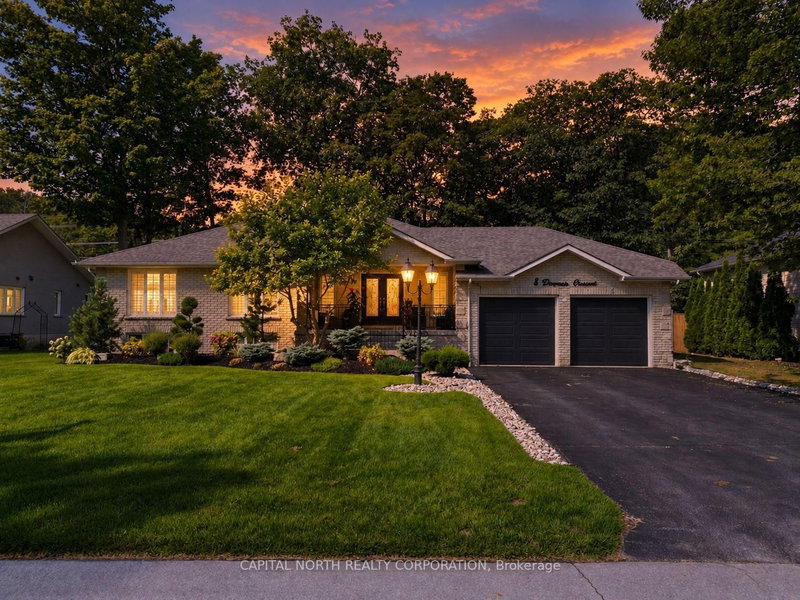 8 Downer Crescent