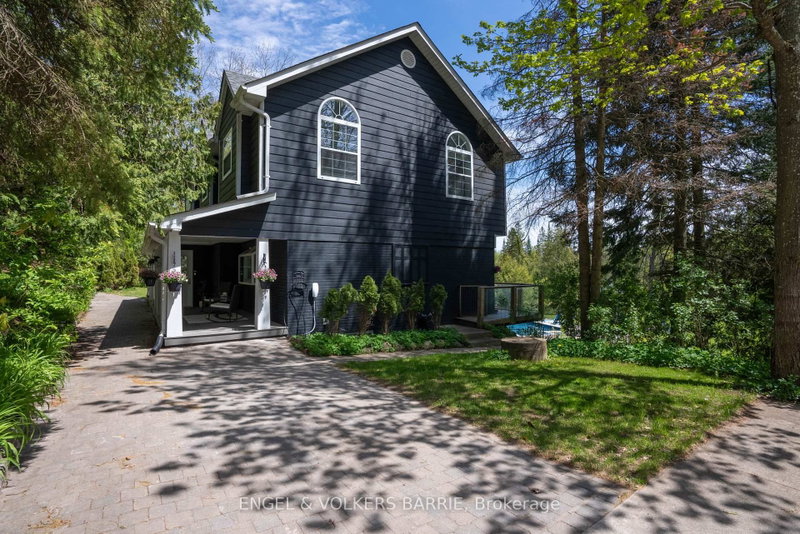 1441 Hendrie Road