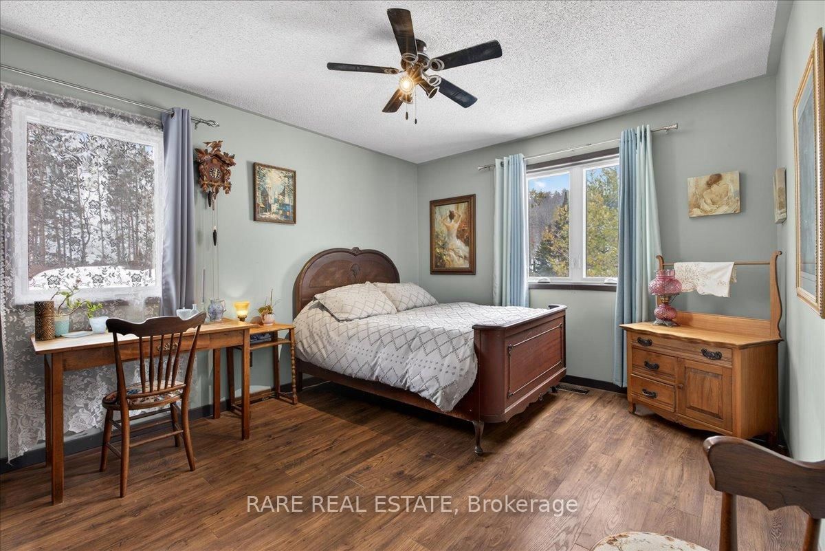 7 Pine Spring • Oro-Medonte, ON photo 12