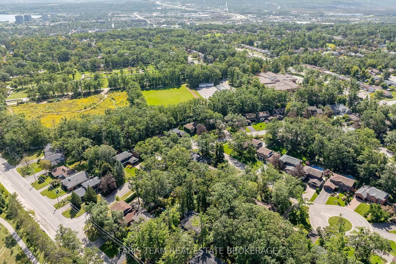 1 Susan Place • Barrie, ON photo 47