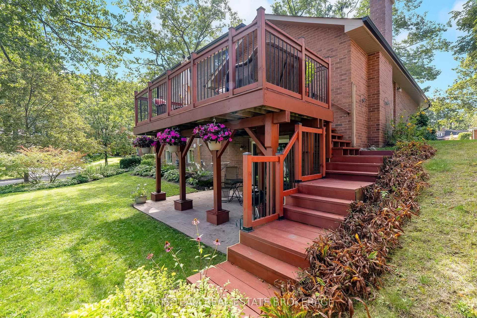 1 Susan Place • Barrie, ON photo 39