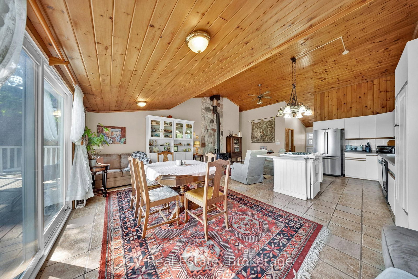 64 Wahnekewening Drive • Tiny, ON photo 28