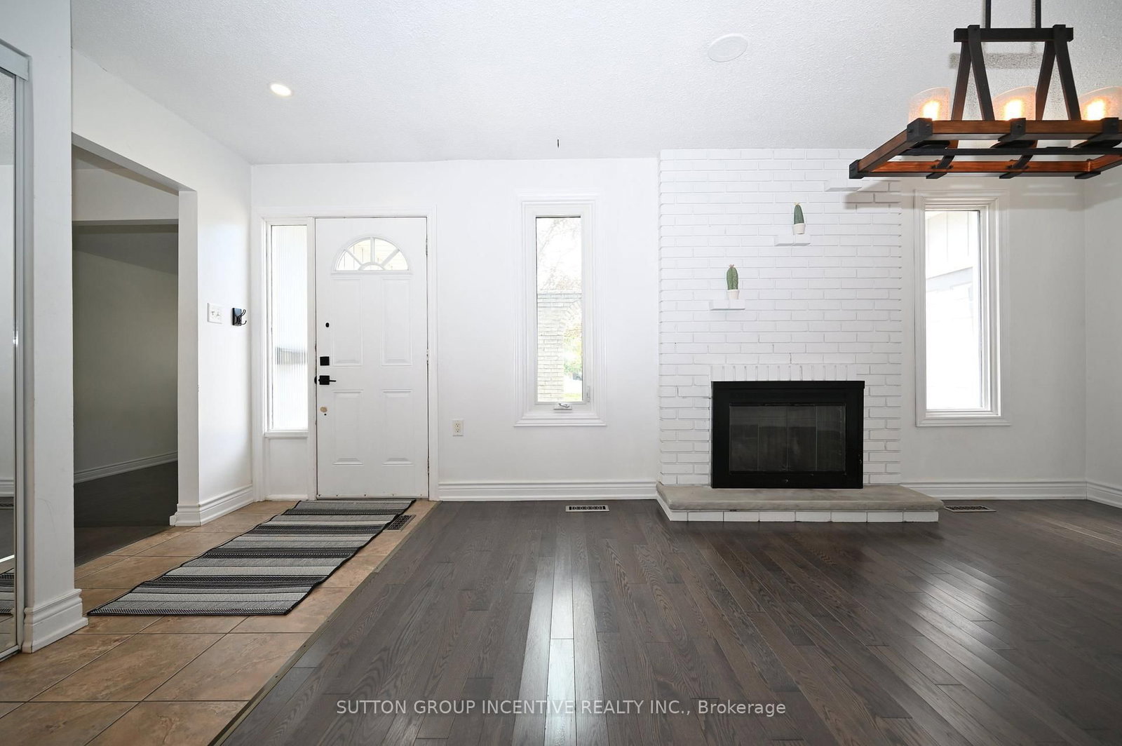 7 HURON Street photo 6