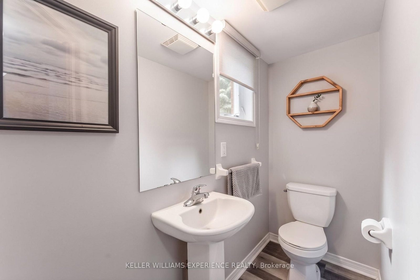15 Cheltenham Road • #8 • Barrie, ON photo 4
