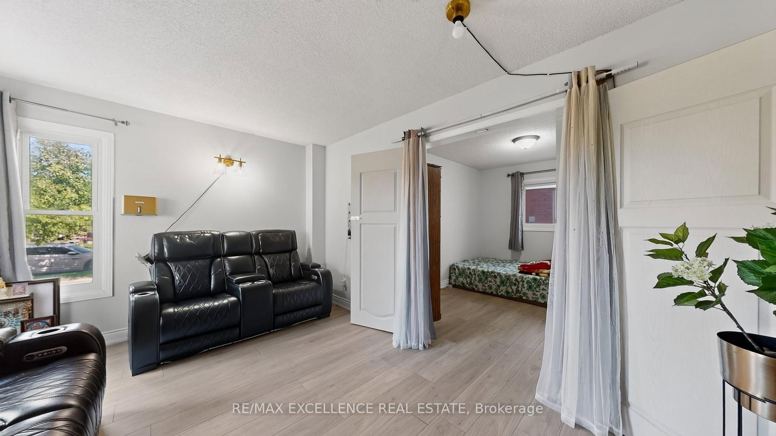 133 Cardinal Street • Barrie, ON photo 9