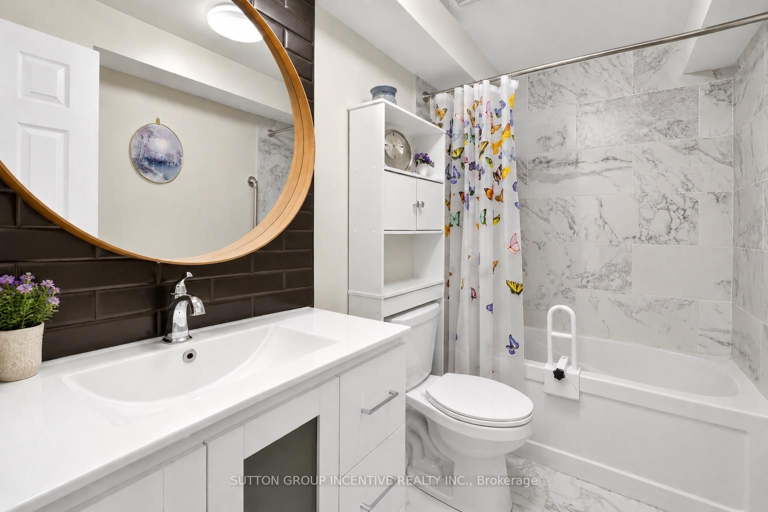 6 Riverdale Drive • Wasaga Beach, ON photo 32