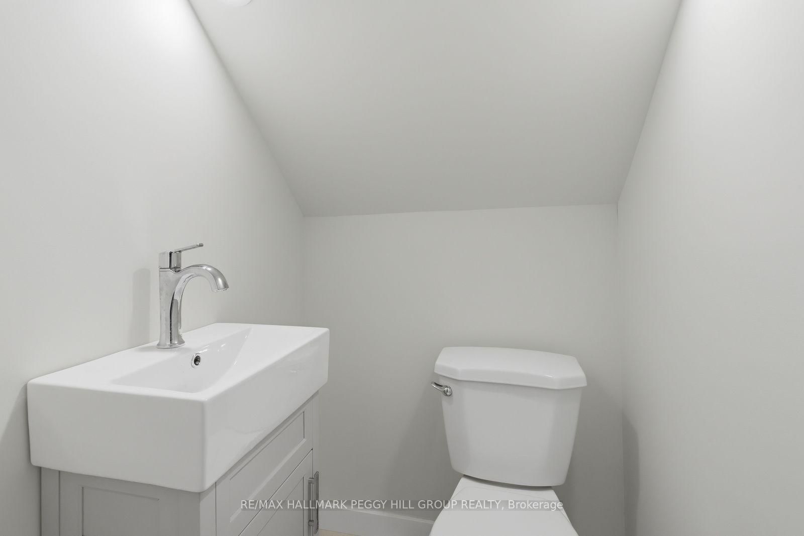 404 Manly Street • Midland, ON photo 15