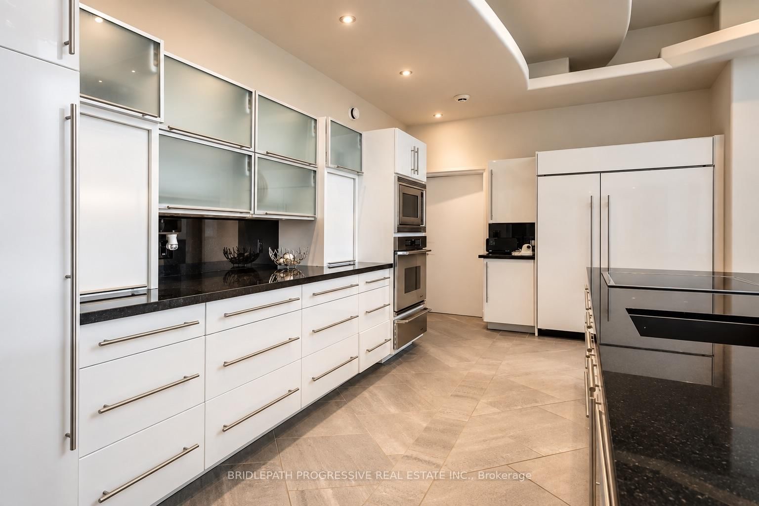 10 Beck Boulevard • Penetanguishene, ON photo 12