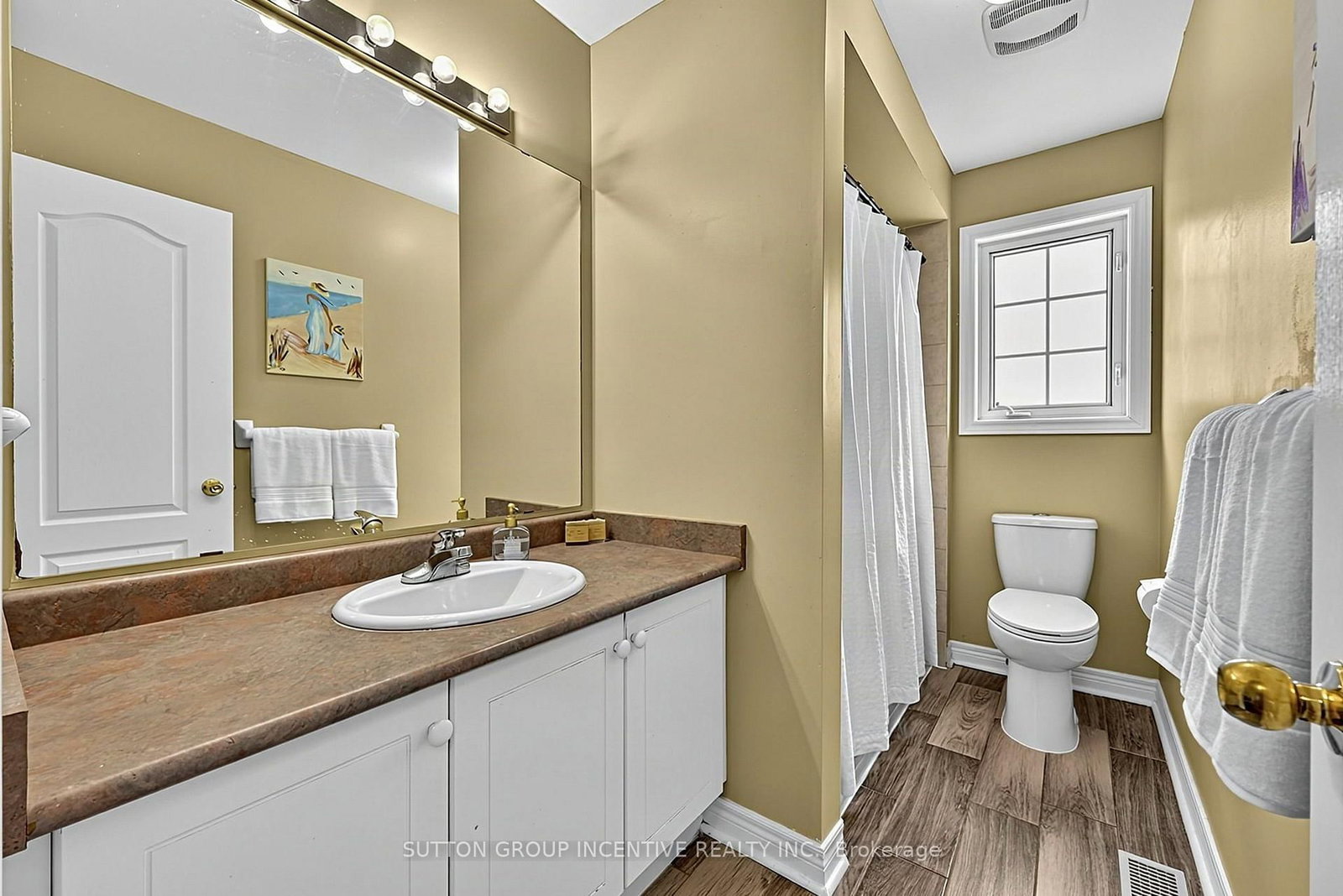 23 Prince Of Wales Drive • Barrie, ON photo 22