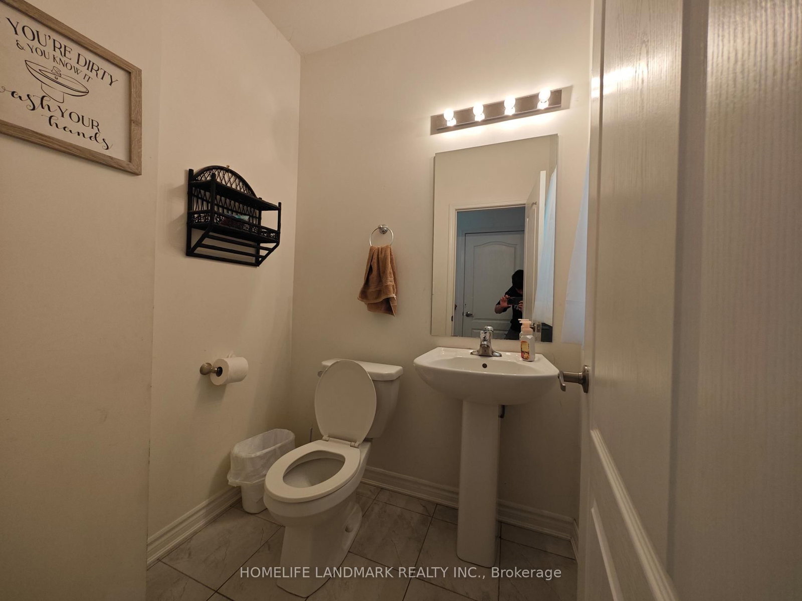 12 Catamaran Drive photo 4