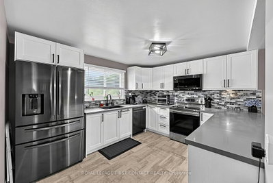 233 Innisfil Street • #8 • Barrie, ON photo 3