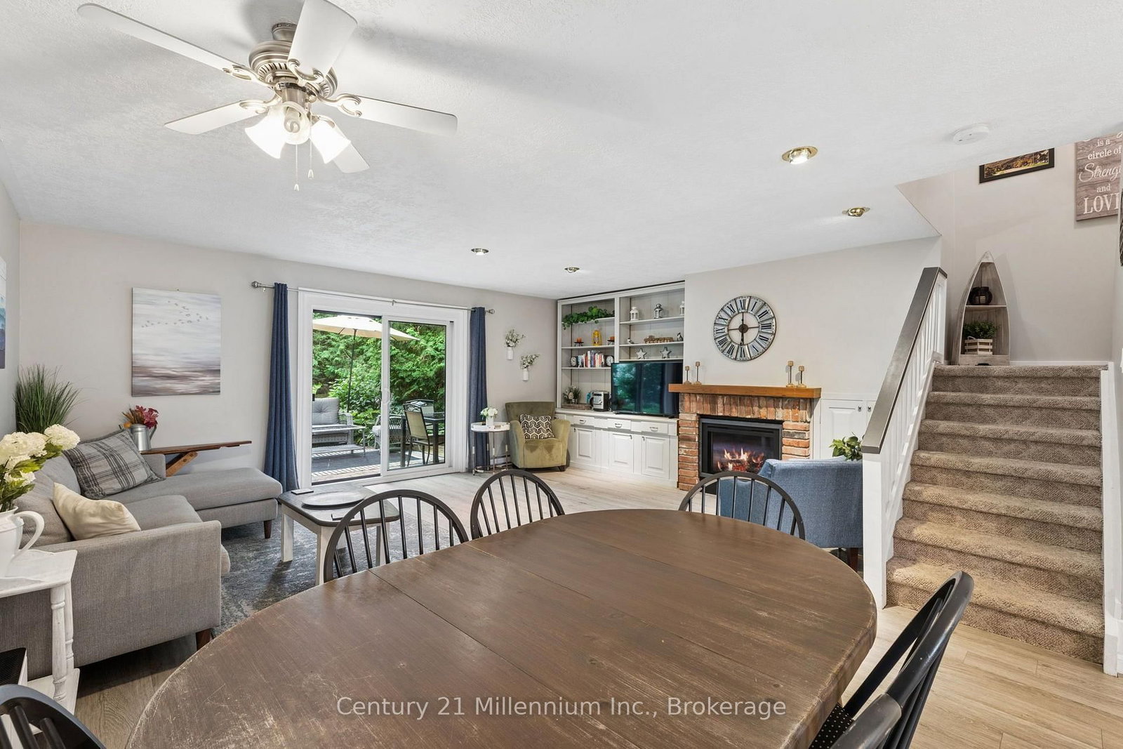 156 ESCARPMENT Crescent • Collingwood, ON photo 16