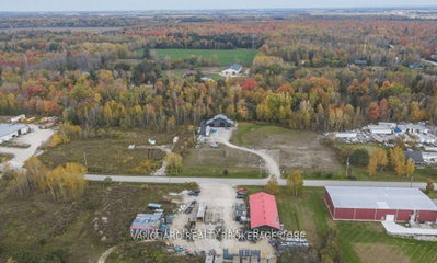 Industrial for sale at 10 Greengage Road, Clearview, Ontario, L0M 1S0 - New Lowell - MLS: S13816060