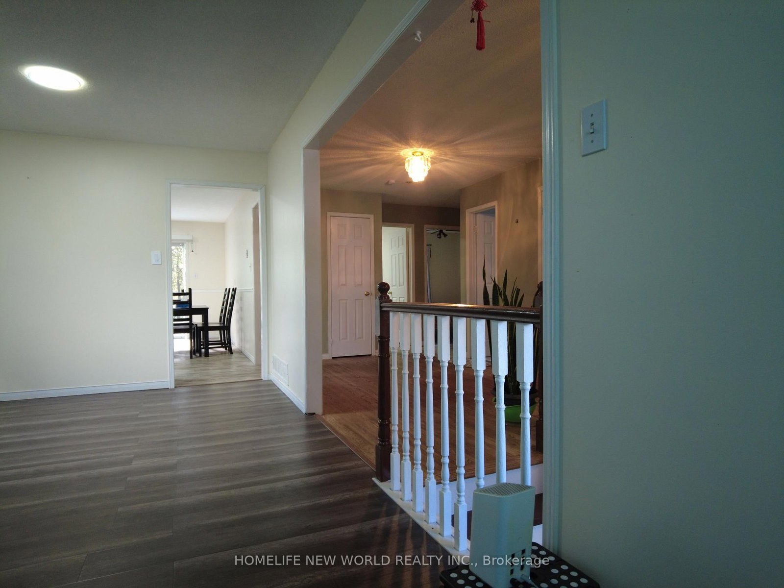 42 Engel Crescent photo 6