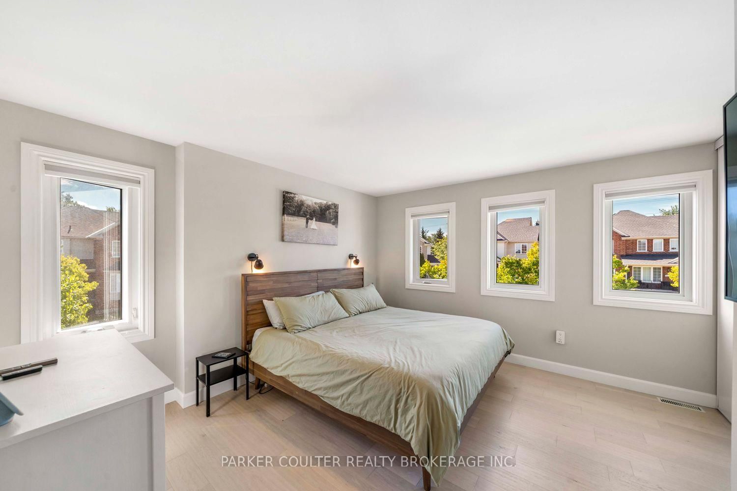 104 Bentley Crescent • Barrie, ON photo 25