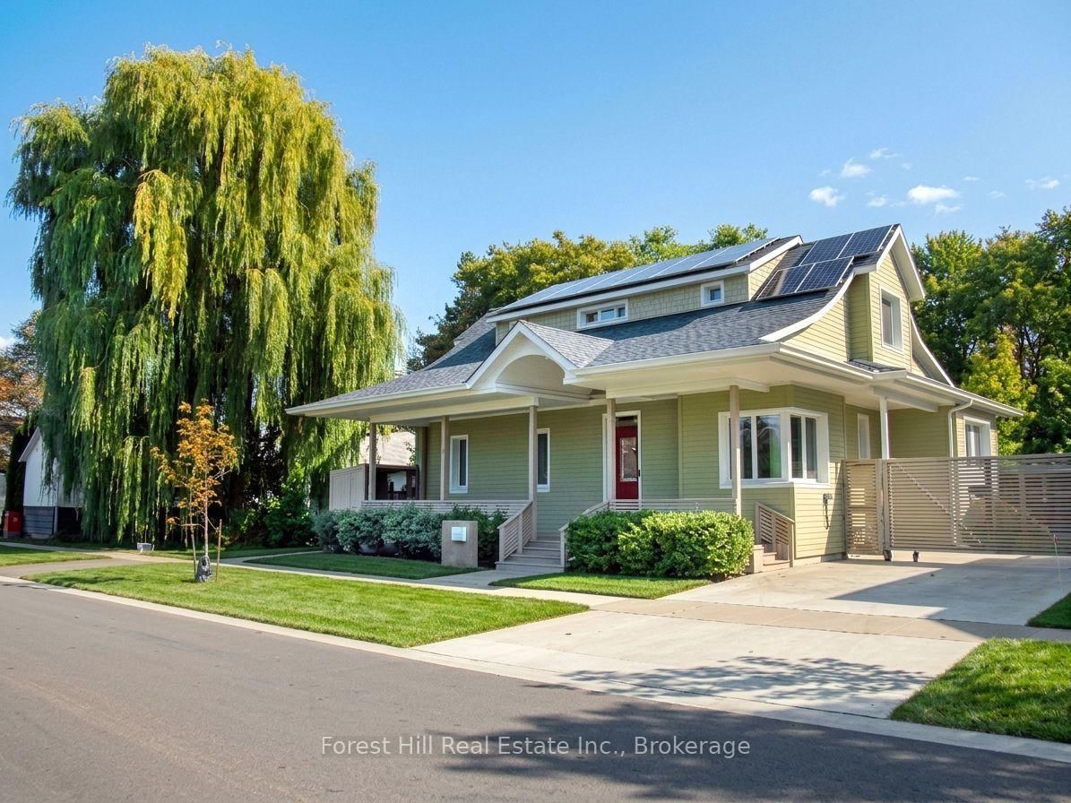 275 Saint Paul Street • Collingwood, ON photo 2