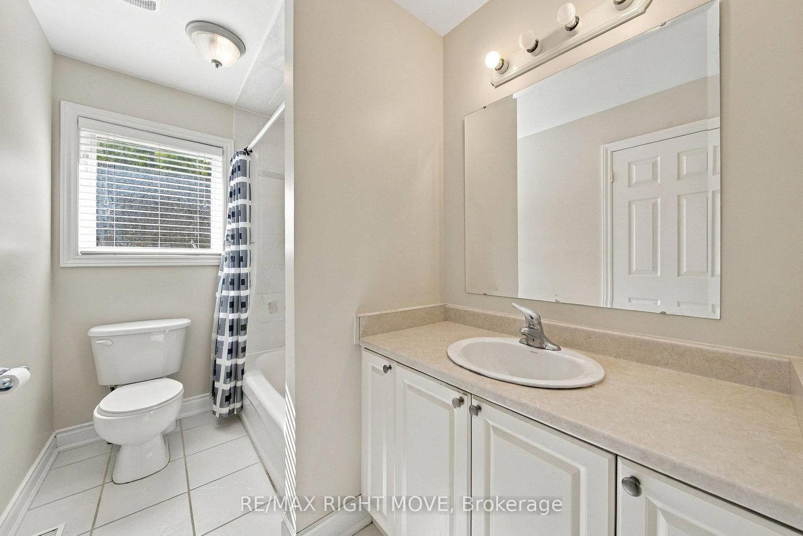 3240 Goldstein Road • Severn, ON photo 29