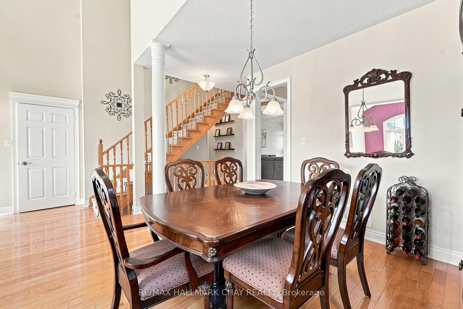 167 The Queensway photo 9