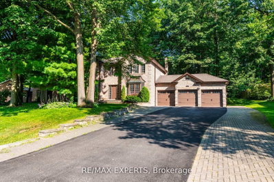 14 Alana Drive • Springwater, ON photo 3