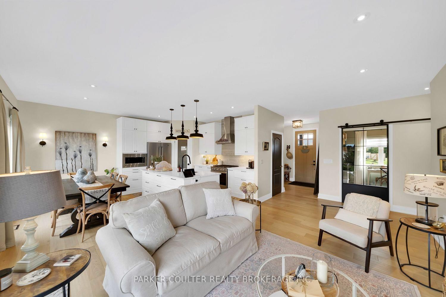10 Henry Ball Court • Oro-Medonte, ON photo 10