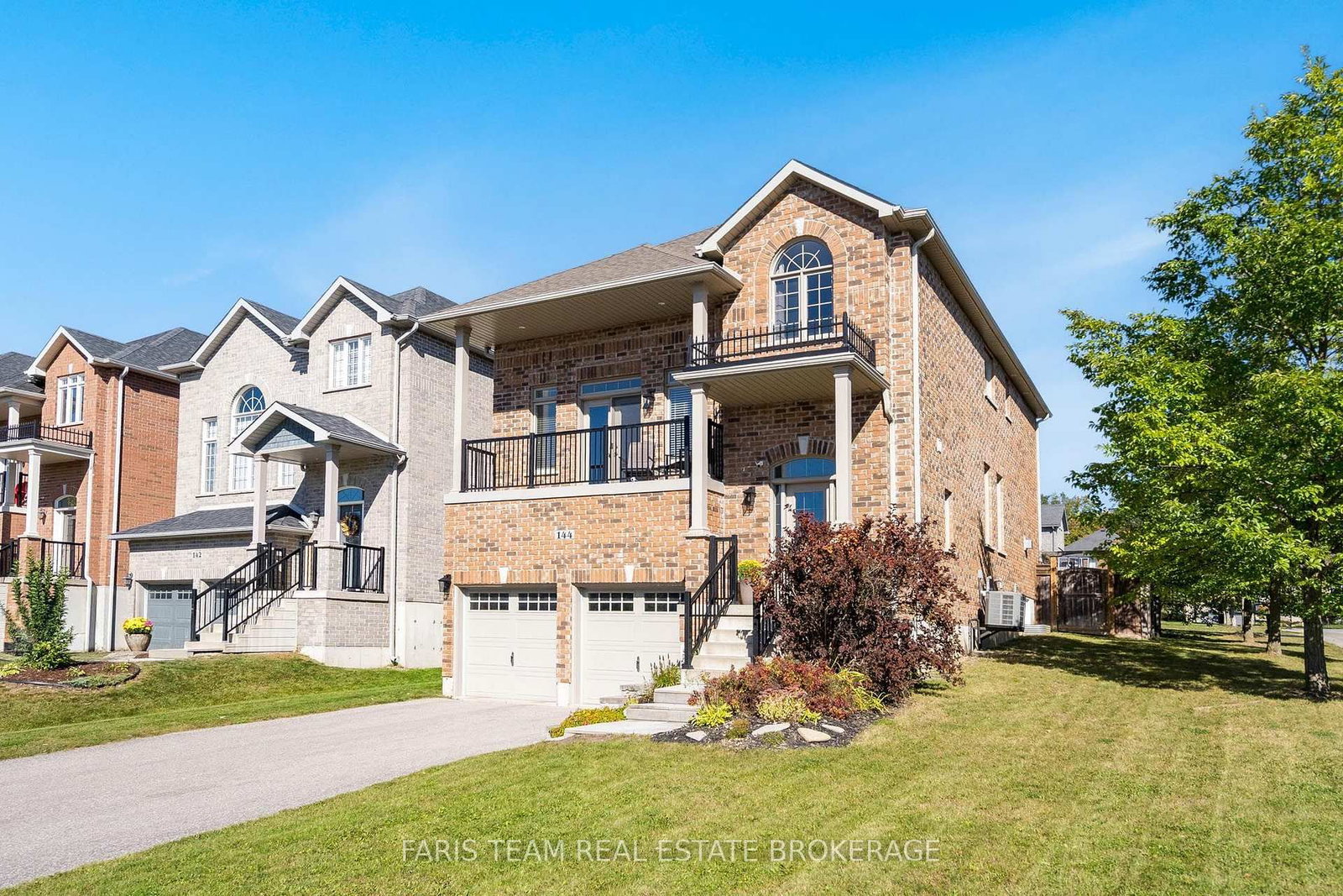 Detached House for sale at 144 Jewel House Lane, Barrie, Ontario, L4N 0T3 - Innis-Shore - MLS: S13831548