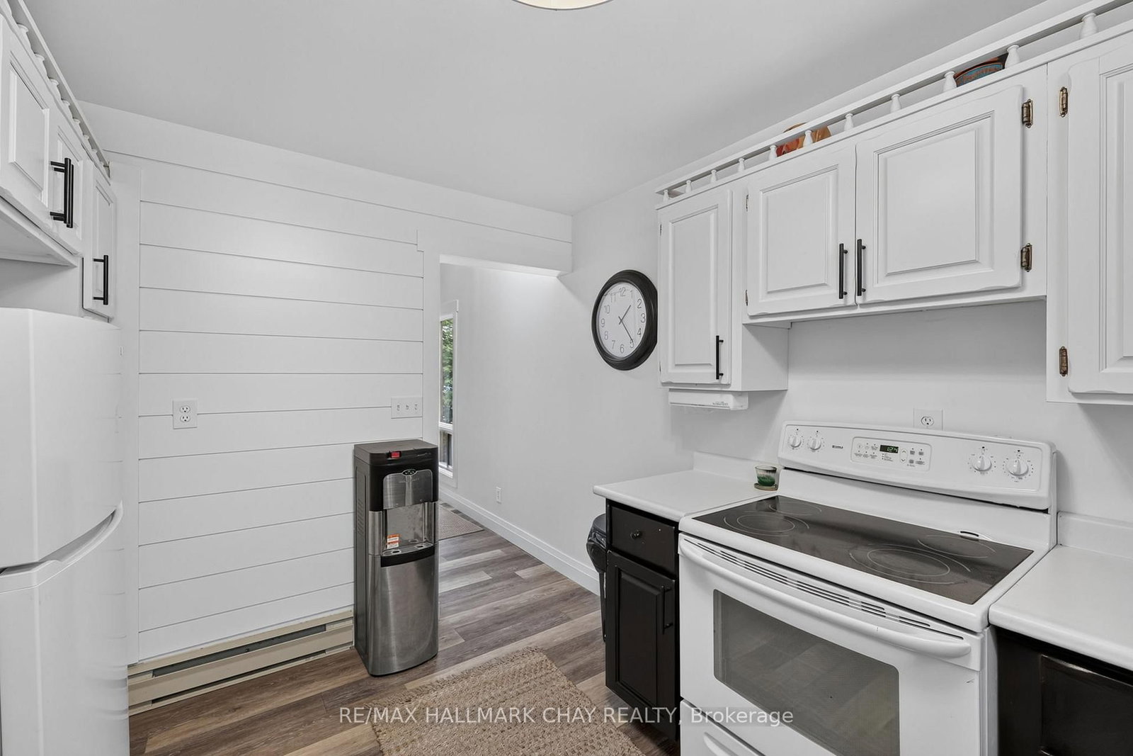 176 Farlain Lake Road E • Tiny, ON photo 17