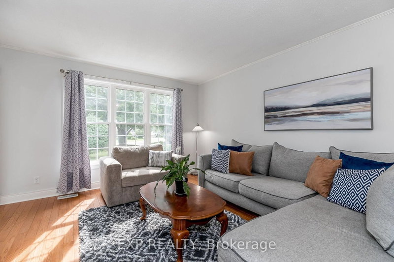 home for sale on 62 Courtice Crescent