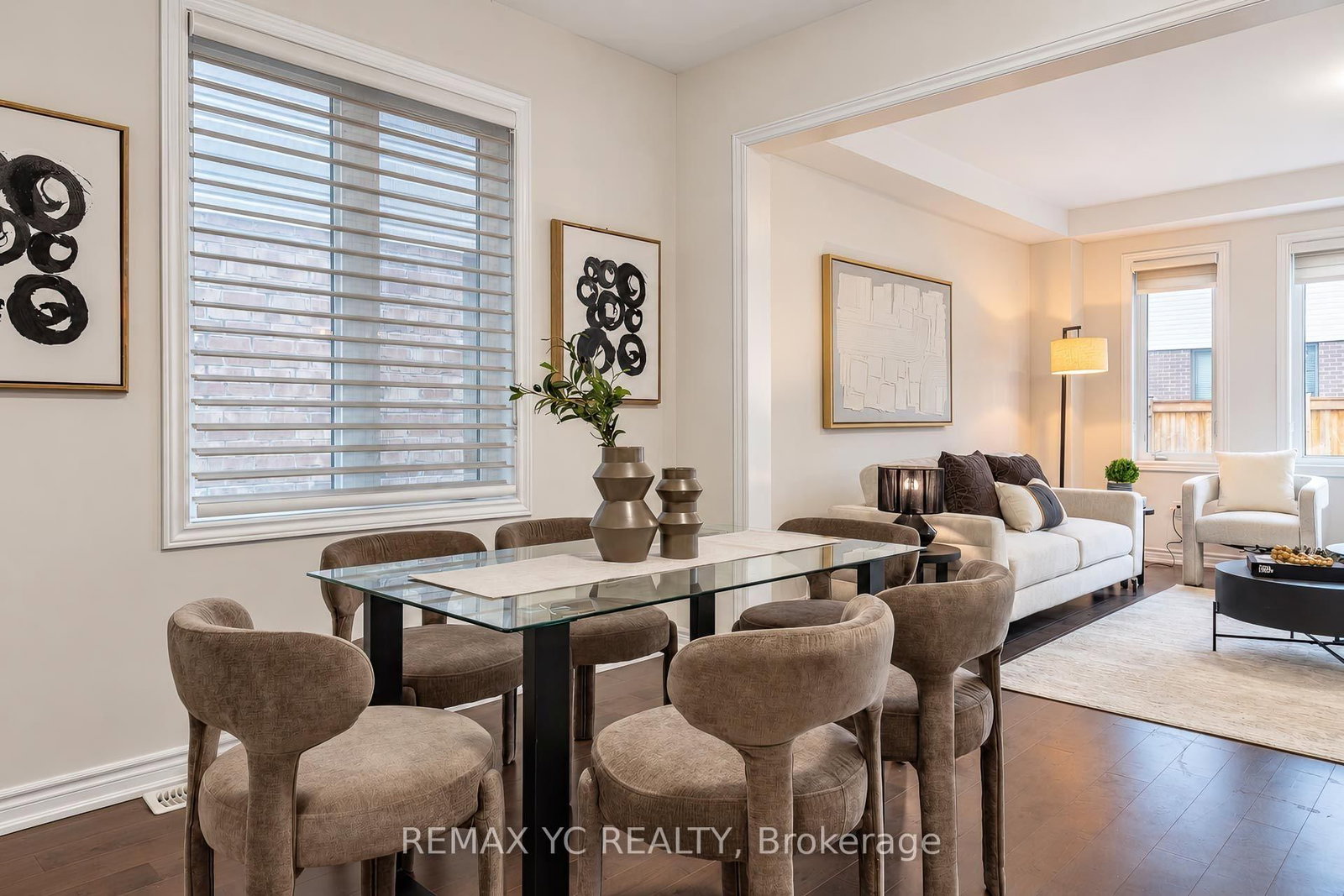 126 Durham Avenue • Barrie, ON photo 5