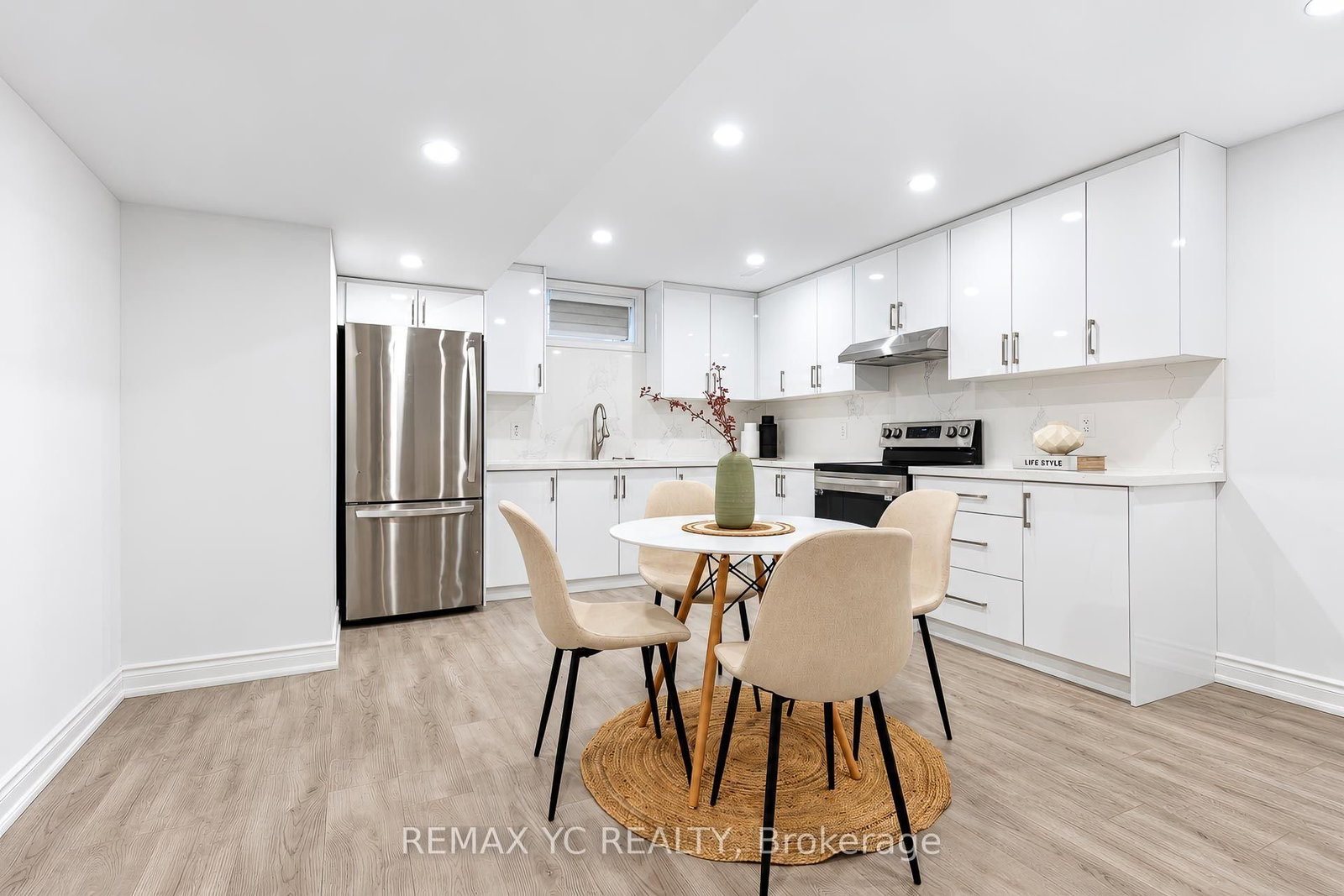 126 Durham Avenue • Barrie, ON photo 32