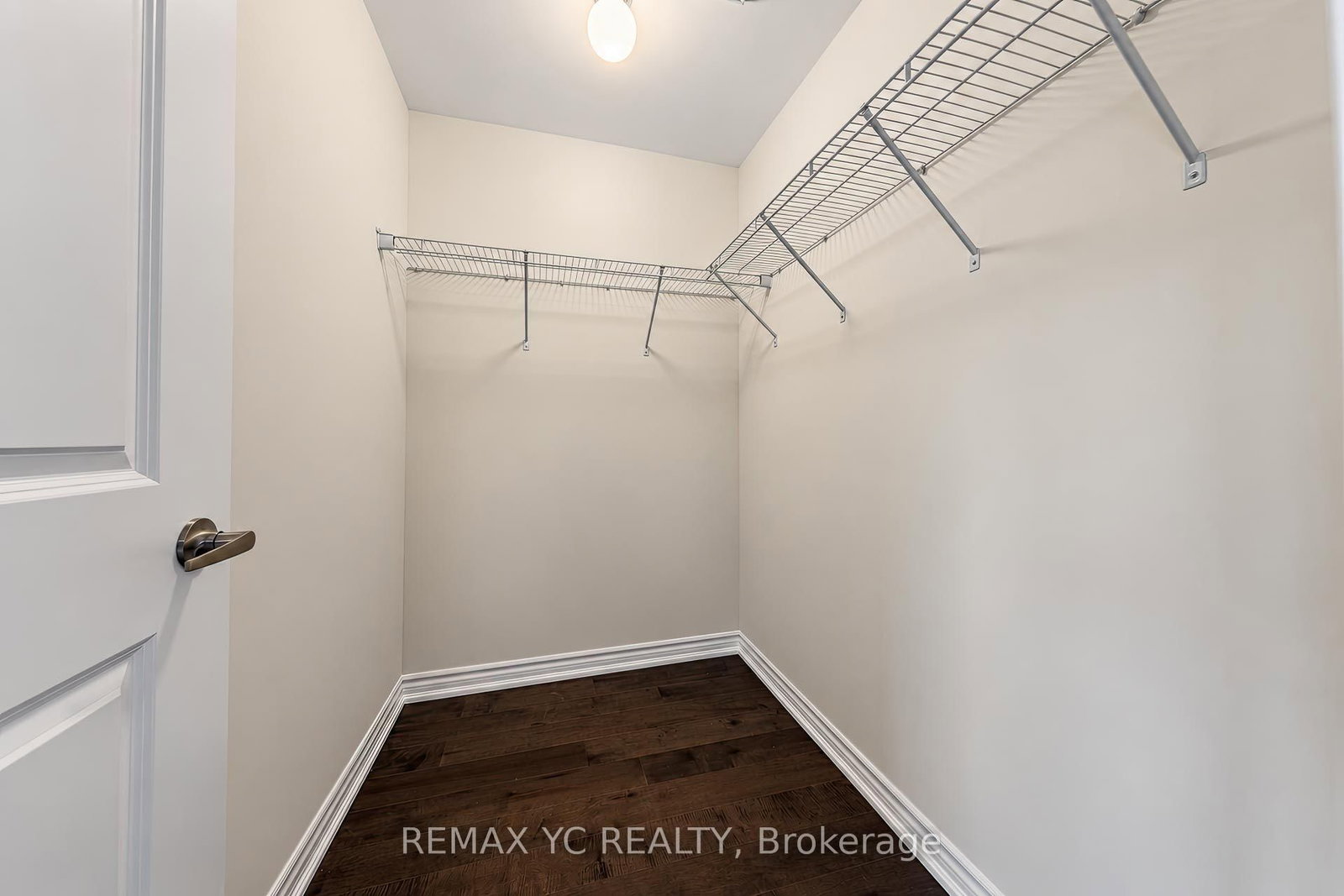 126 Durham Avenue • Barrie, ON photo 22