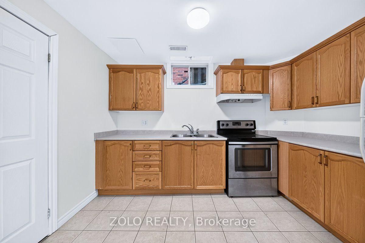16 Esther Drive • Barrie, ON photo 22