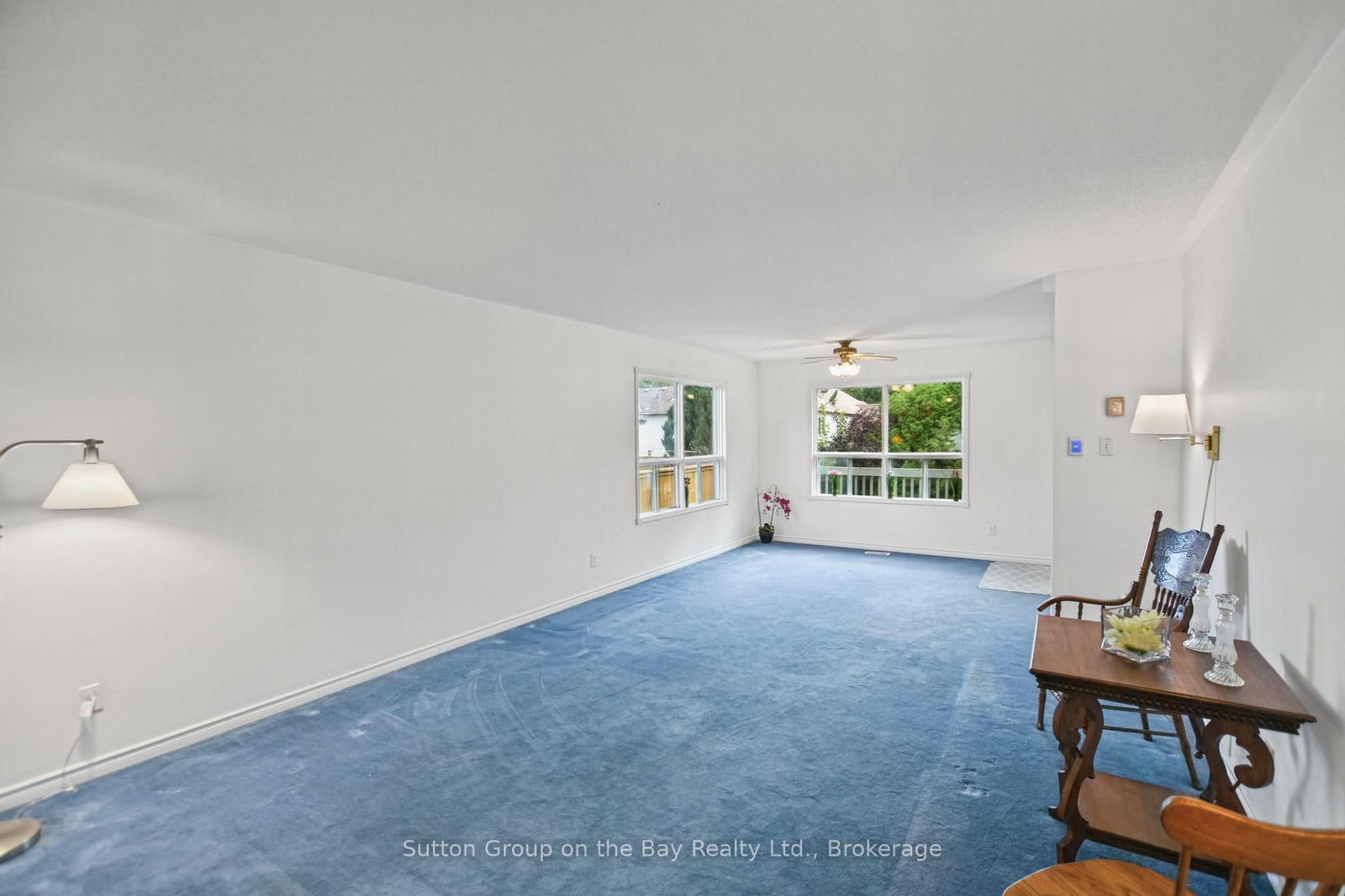 77 Fernbrook Drive photo 6