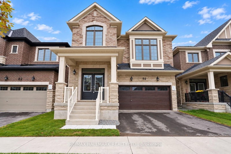 84 Gretzky Ave photo 3