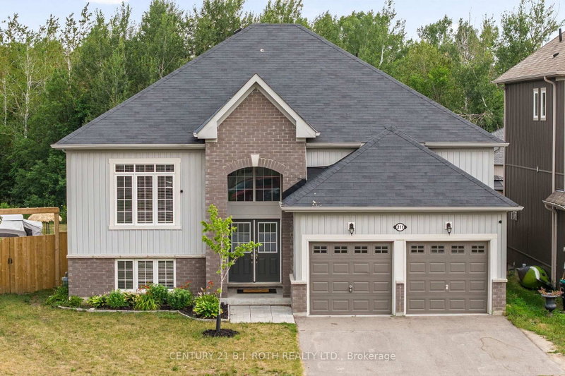 211 Roy Dr photo 3