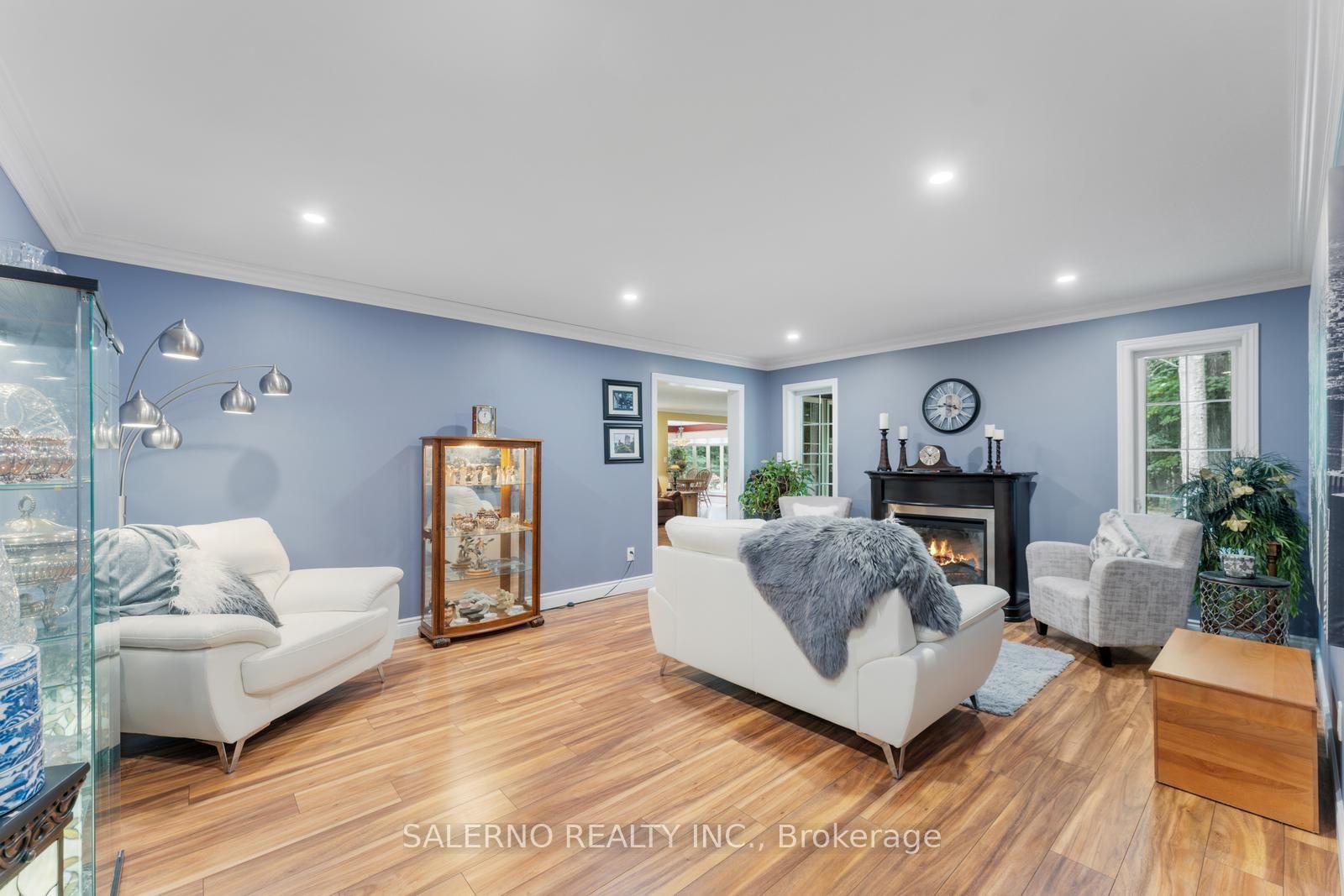 3992 Penetanguishene Road • Springwater, ON photo 13