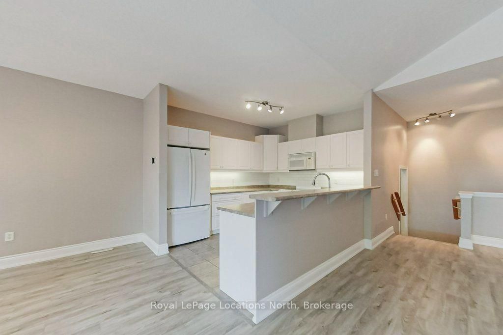 52 Thomas Drive • Collingwood, ON photo 19