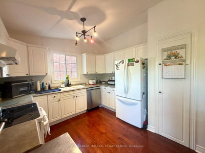 59 Pepler Place • Barrie, ON photo 9