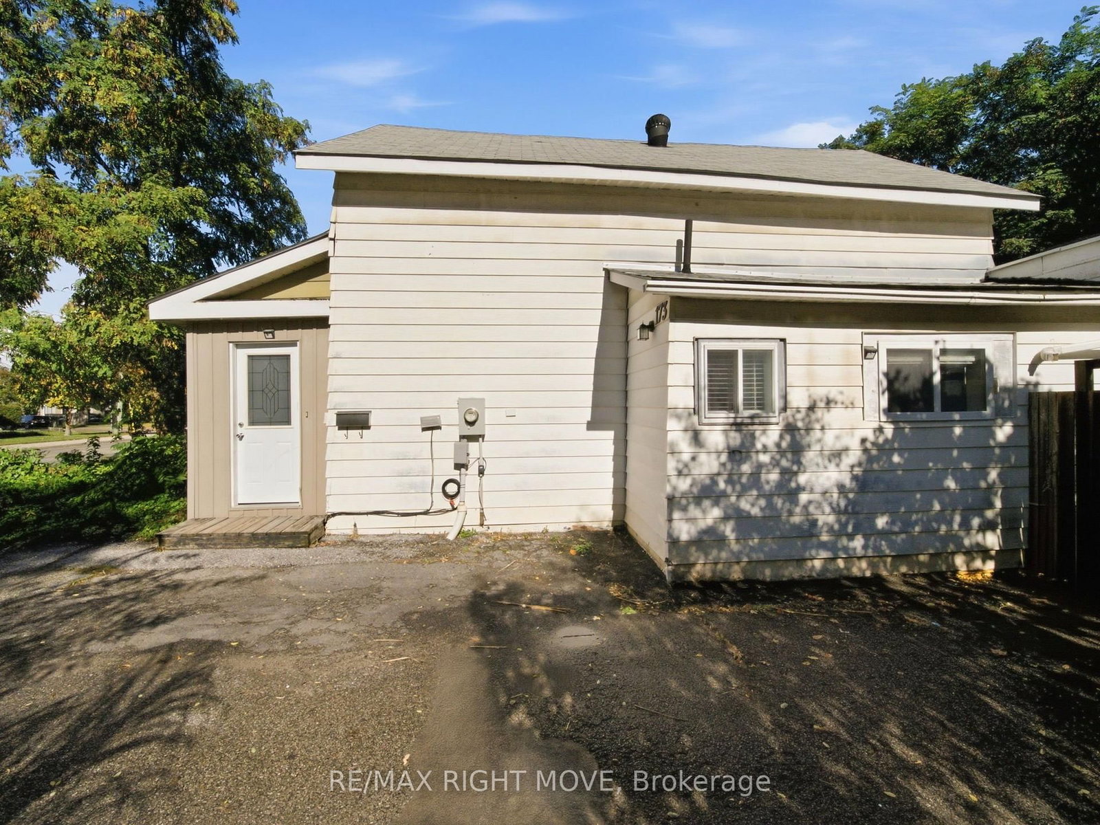173 Barrie Road photo 2