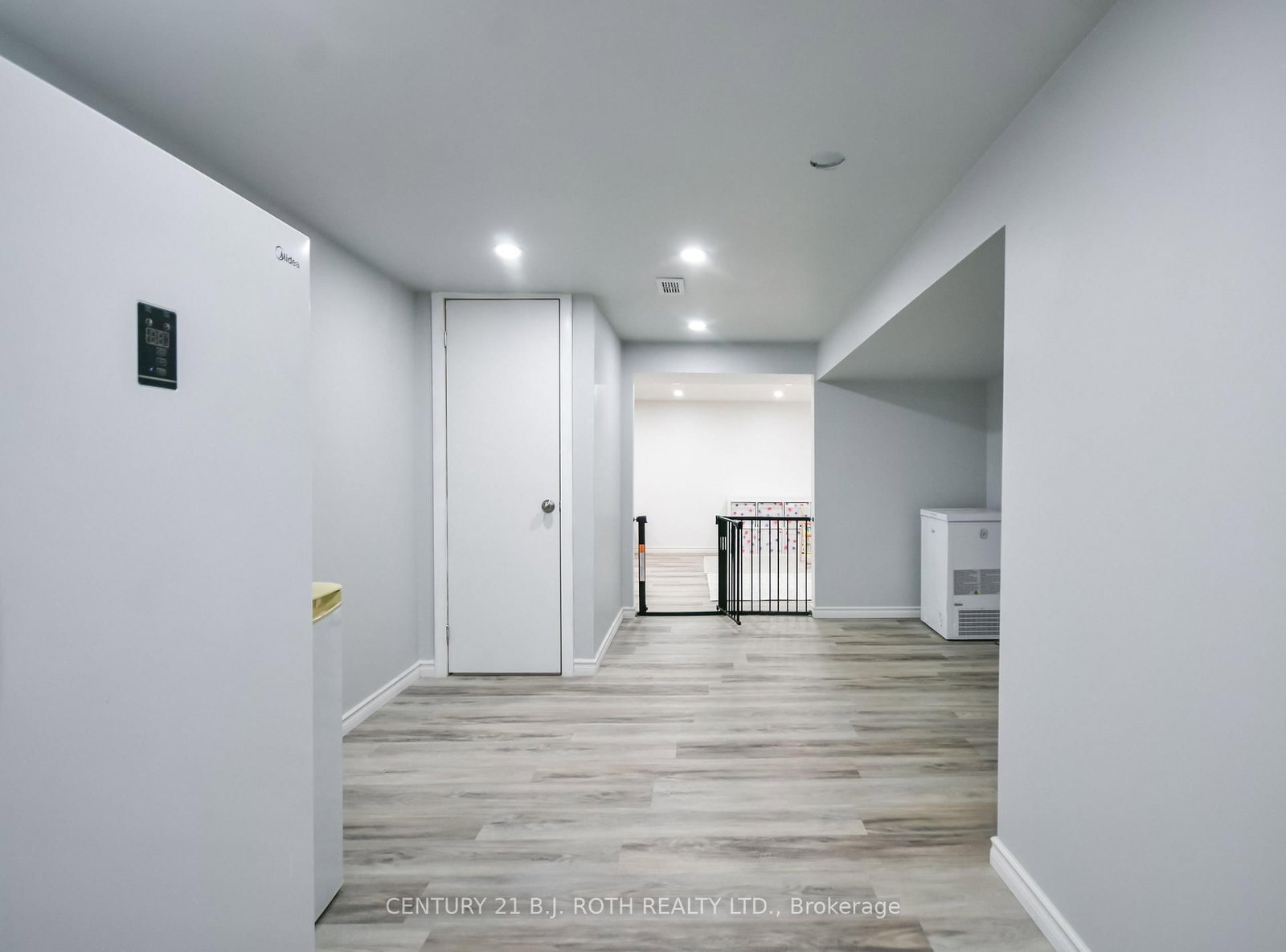 5 East Gate • Barrie, ON photo 17