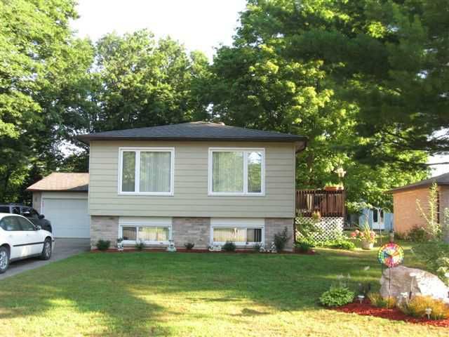 Detached House sold at 35 Dorcas Avenue, Tiny, Wyevale, L0L 2T0 - MLS: S1402302