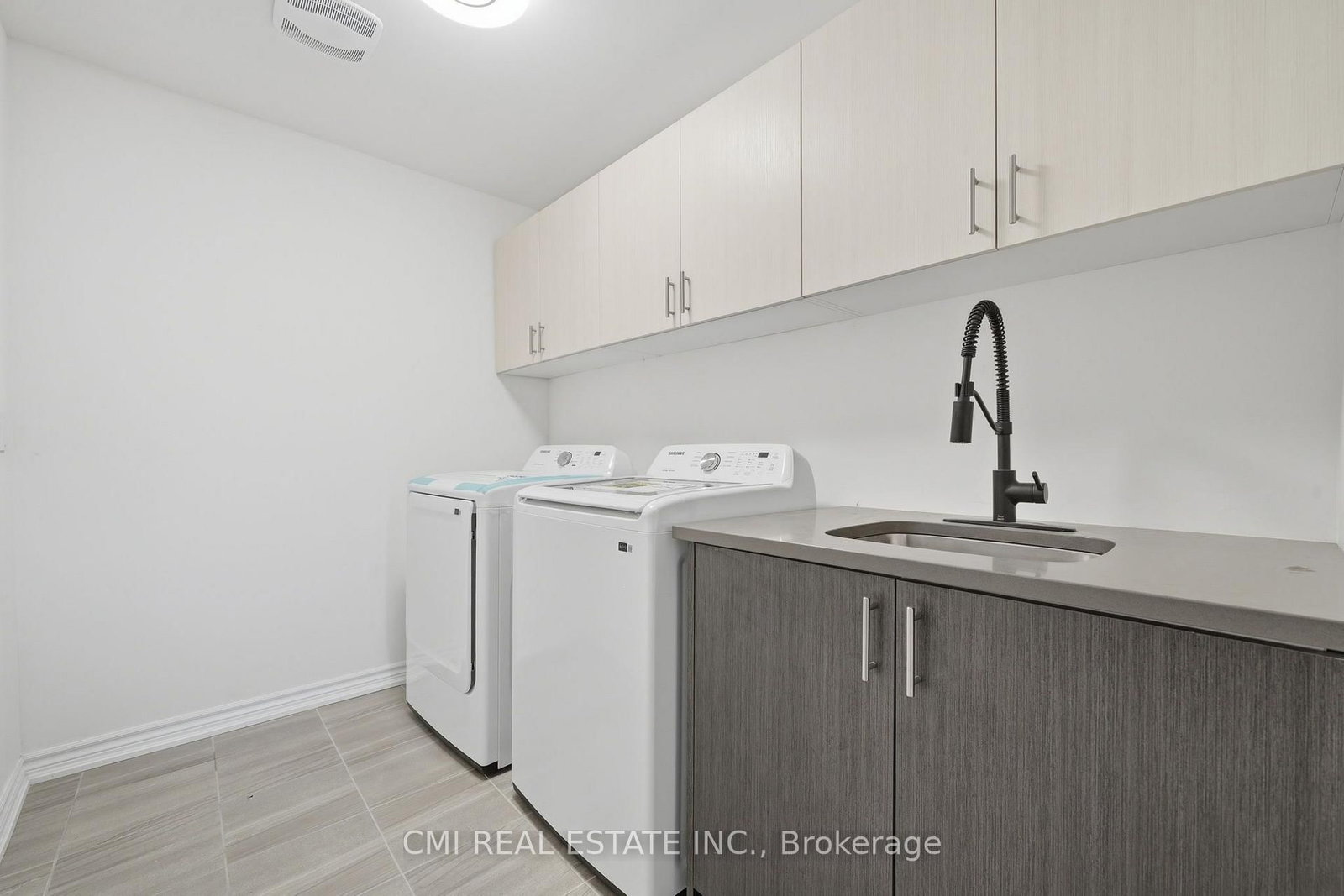 3205 Mosley Street • Wasaga Beach, ON photo 39
