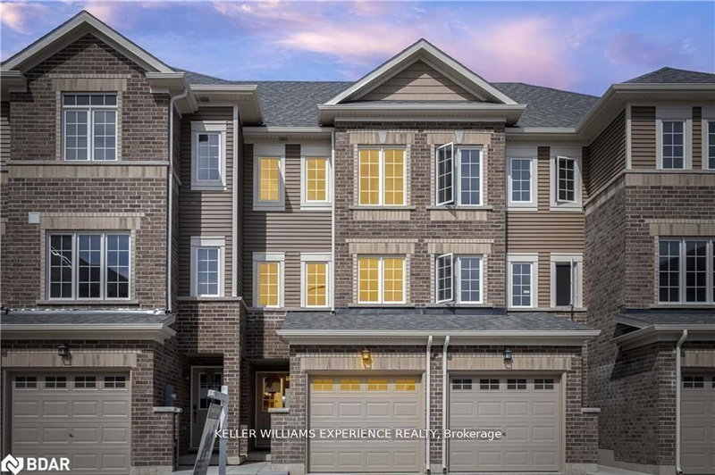 47 Pumpkin Corner Crescent