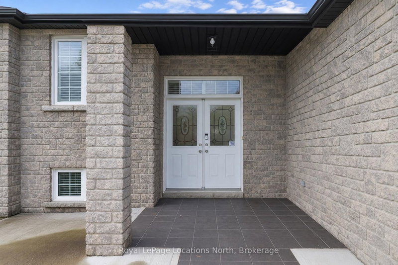 16 DONATO Way
